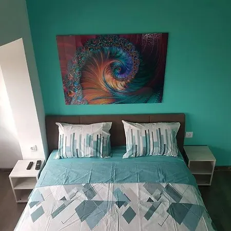 Deluxe Aquamarine * Achtopol