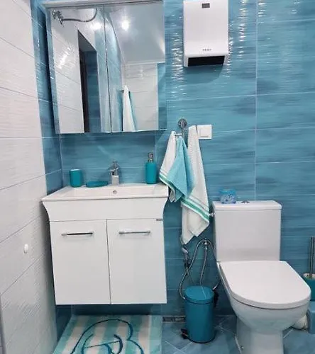 Deluxe Aquamarine * אקהטופול